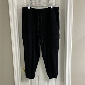 Torrid Black Cargo Joggers with Pockets Size 2X